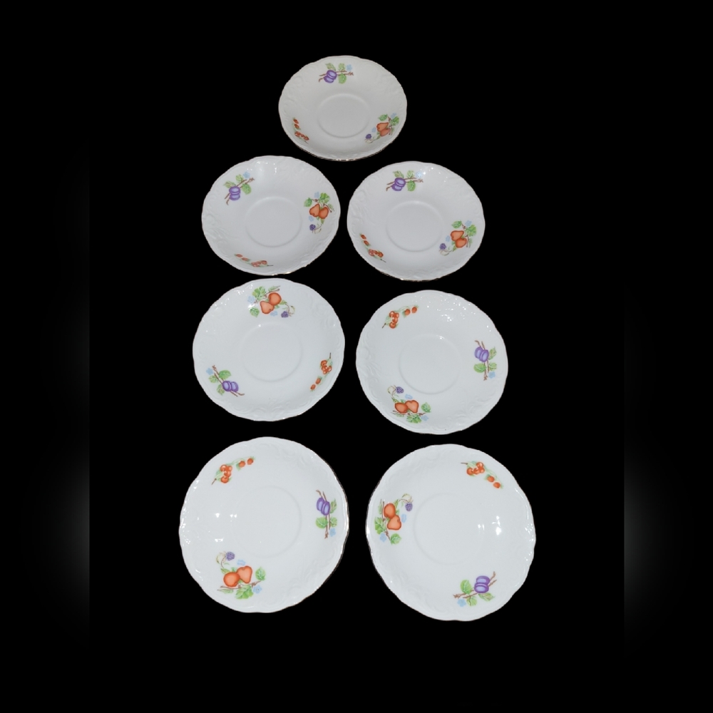 ROYAL KENT COLLECTION POLAND TEA PLATE FRUIT GARLAND GOLD TRIM 5.5IN SET